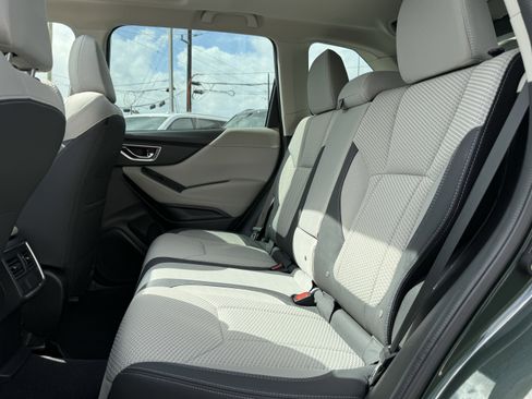 Used 2023 Subaru Forester Premium image 16