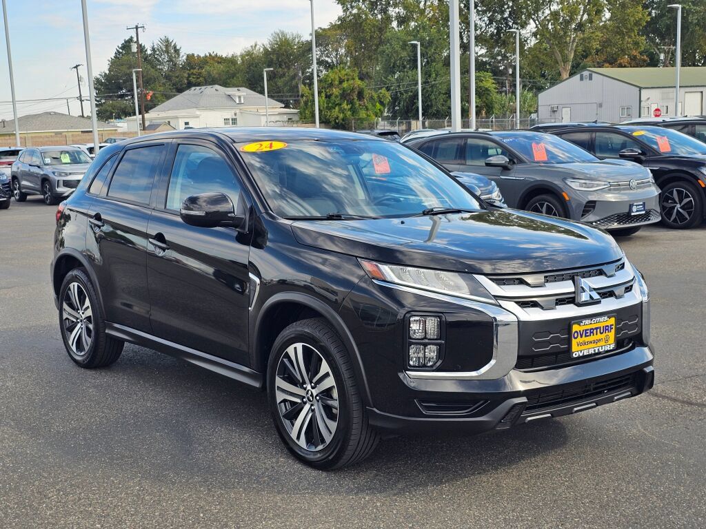 Used 2024 Mitsubishi Outlander Sport SE AWD/4WD image 8