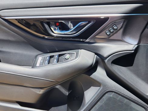 Used 2025 Subaru Legacy Limited image 8