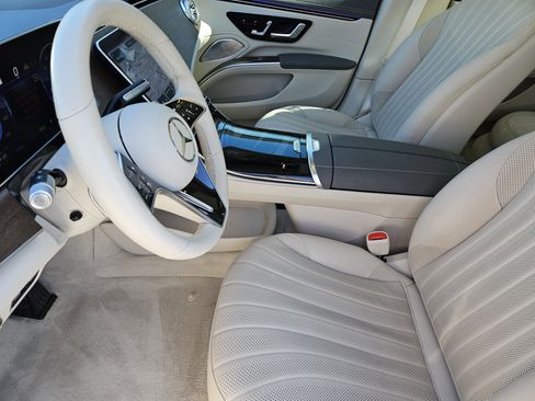 Used 2023 Mercedes-Benz EQS 450+ Sedan image 14