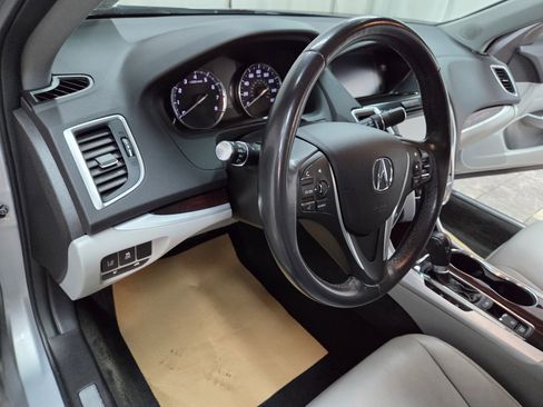Used 2017 Acura TLX w/ Technology Package image 14