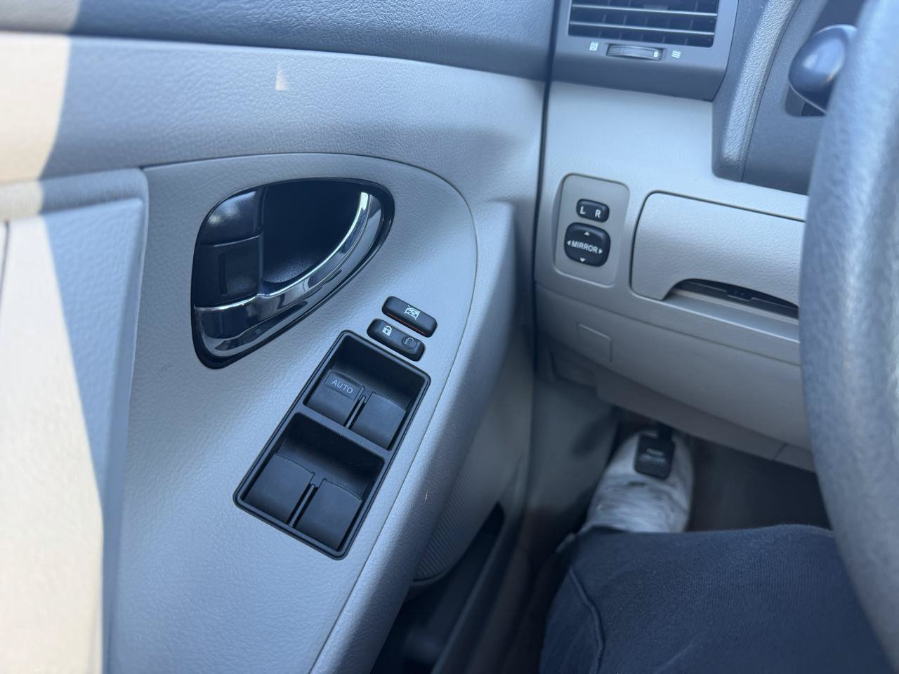 Used 2008 Toyota Camry LE FWD image 21