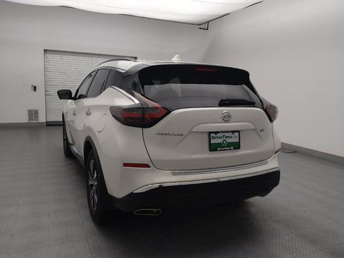 Used 2020 Nissan Murano SV w/ Premium Package image 6