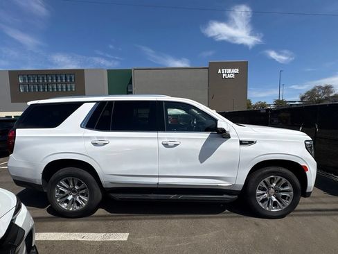 Used 2024 GMC Yukon Denali RWD image 6
