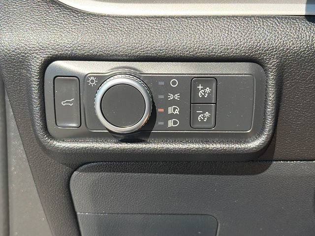 Used 2021 Ford Explorer XLT w/ Class III Trailer Tow Package AWD/4WD image 58