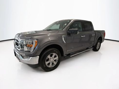 Used 2021 Ford F150 XLT w/ Equipment Group 302A High AWD/4WD image 3