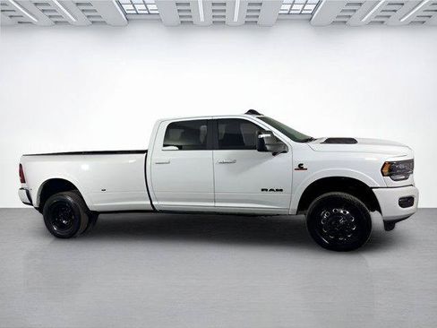 Used 2024 RAM 3500 Limited w/ Night Edition AWD/4WD image 2