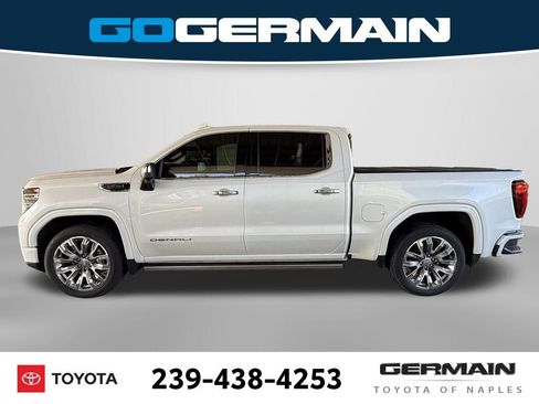 Used 2022 GMC Sierra 1500 Denali w/ Denali Reserve Package AWD/4WD image 3