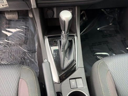 Used 2018 Toyota Corolla LE FWD image 20