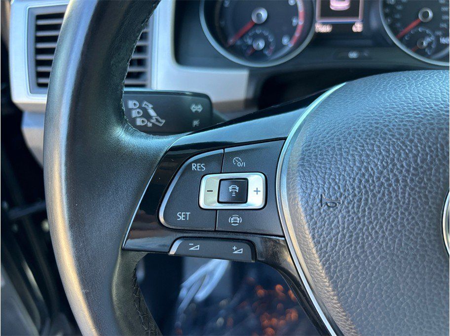 Used 2019 Volkswagen Atlas SE FWD image 24