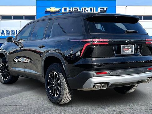 New 2026 Chevrolet Traverse Z71 w/ Enhanced Driving Package image 3