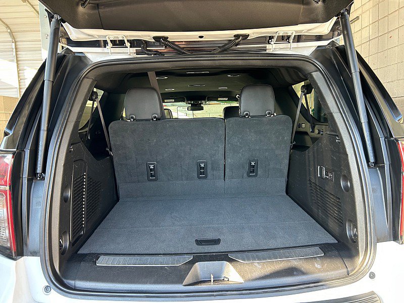 Used 2023 Chevrolet Suburban Premier RWD image 29