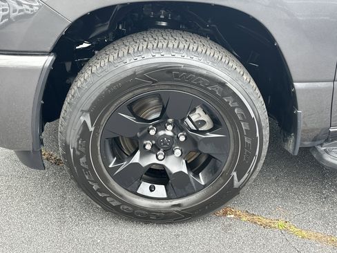 Used 2025 RAM 1500 Tradesman w/ Night Edition image 13