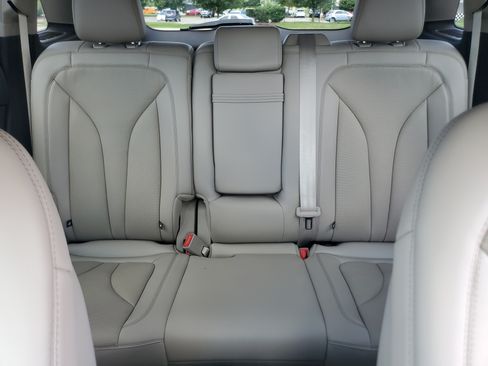 Certified 2023 Lincoln Nautilus Reserve AWD/4WD image 19