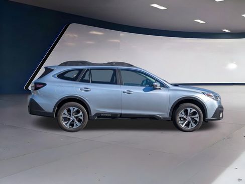 Used 2020 Subaru Outback Limited image 2