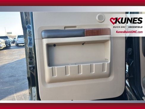 Used 2015 Ford F350 King Ranch w/ King Ranch w/Chrome Package image 27