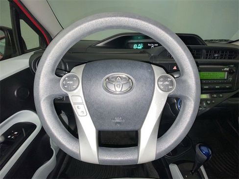 Used 2013 Toyota Prius C image 14