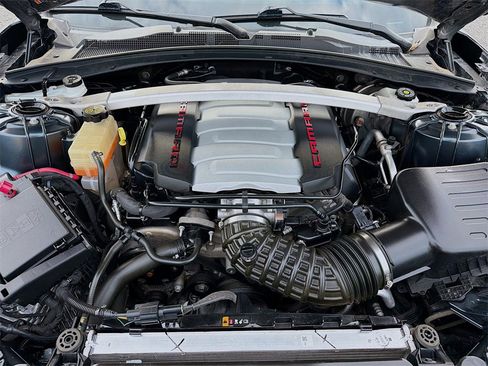 Used 2022 Chevrolet Camaro SS image 29