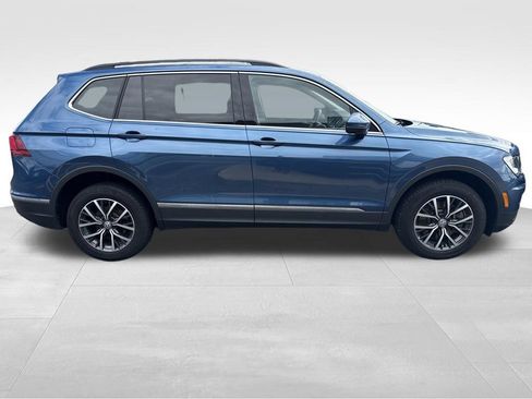 Used 2020 Volkswagen Tiguan SE AWD/4WD image 4