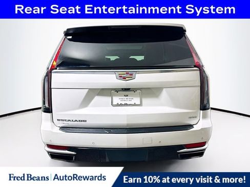 Used 2022 Cadillac Escalade Premium Luxury Platinum AWD/4WD image 7