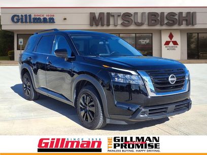 Used 2024 Nissan Pathfinder SV