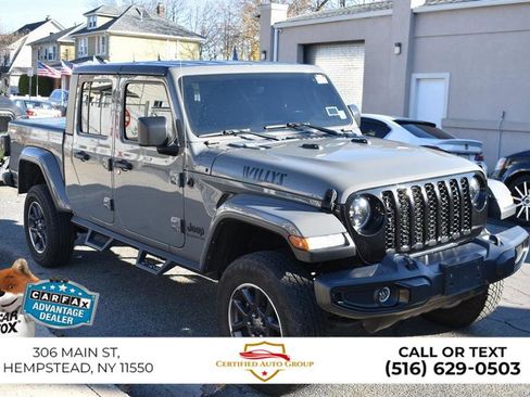 Used 2022 Jeep Gladiator Willys image 4