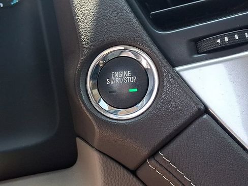Used 2019 Chevrolet Tahoe Premier AWD/4WD image 25