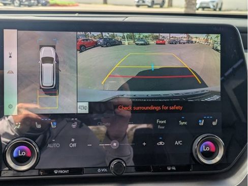 New 2026 Lexus TX 500h AWD image 21