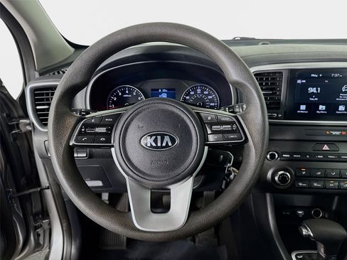 Certified 2022 Kia Sportage LX FWD image 12