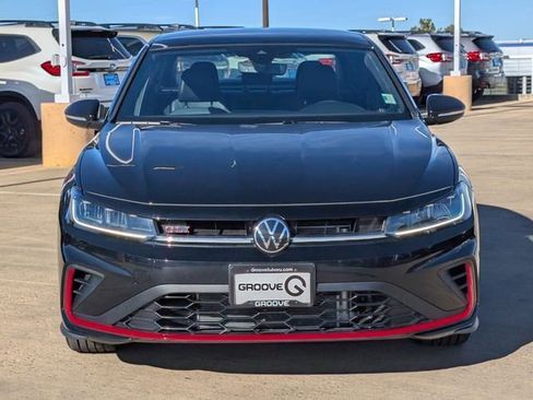 Used 2025 Volkswagen Jetta GLI Autobahn image 5