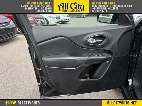 Used 2014 Jeep Cherokee Limited image 13