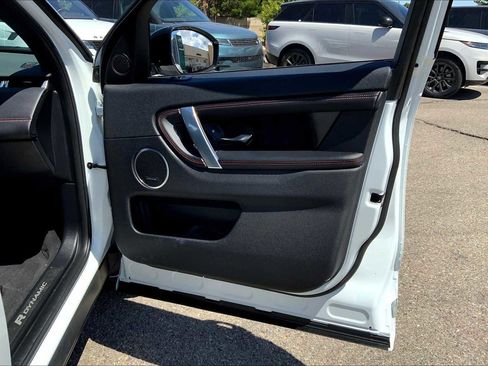 Certified 2022 Land Rover Discovery Sport SE R-Dynamic image 22