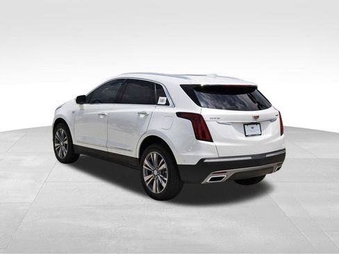 New 2026 Cadillac XT5 Premium Luxury w/ Driver Assist Package FWD image 3