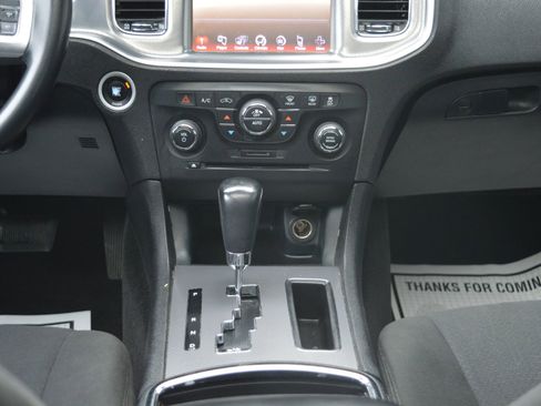 Used 2014 Dodge Charger R/T w/ Wheels & Tunes Group image 34
