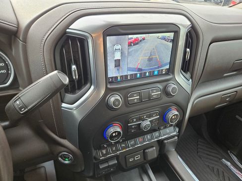 Used 2022 Chevrolet Silverado 2500 LTZ image 11