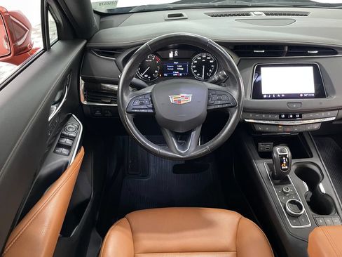 Certified 2019 Cadillac XT4 Premium Luxury AWD/4WD image 27