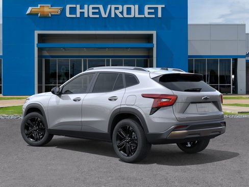 New 2026 Chevrolet Trax ACTIV w/ Driver Confidence Package FWD image 3