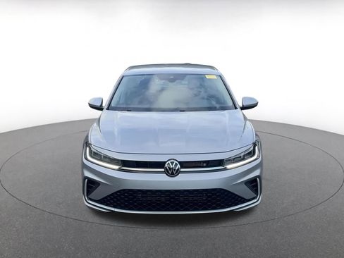 Used 2025 Volkswagen Jetta S image 4