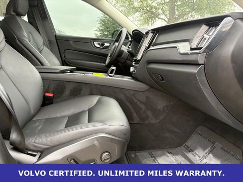 Certified 2025 Volvo XC60 B5 Core AWD/4WD image 36