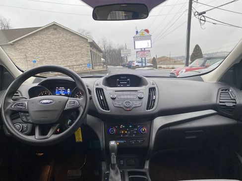 Used 2017 Ford Escape SE AWD/4WD image 21