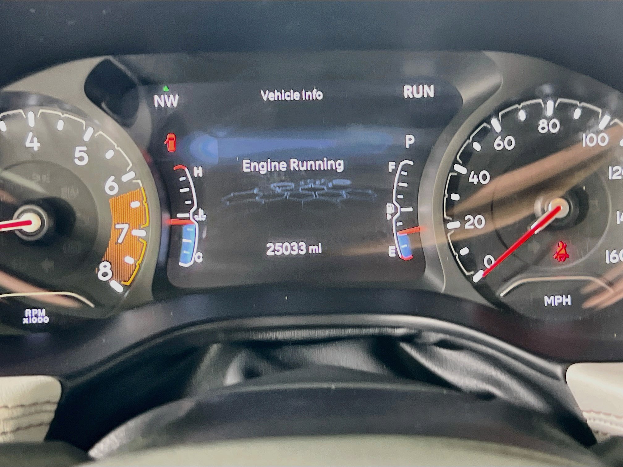 Used 2023 Jeep Compass Limited w/ Sun and Sound Group AWD/4WD image 12
