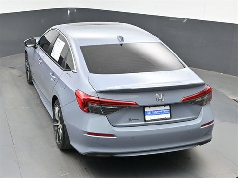 Used 2022 Honda Civic Touring image 36