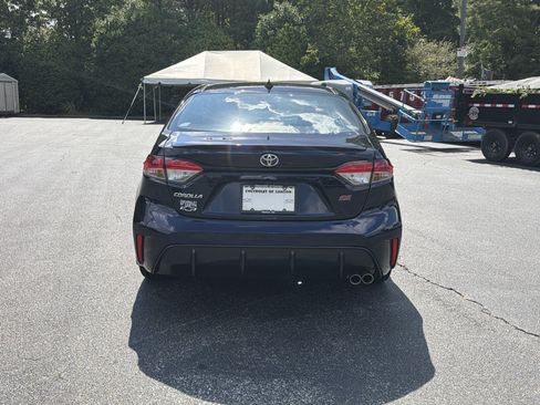 Used 2024 Toyota Corolla SE FWD image 6