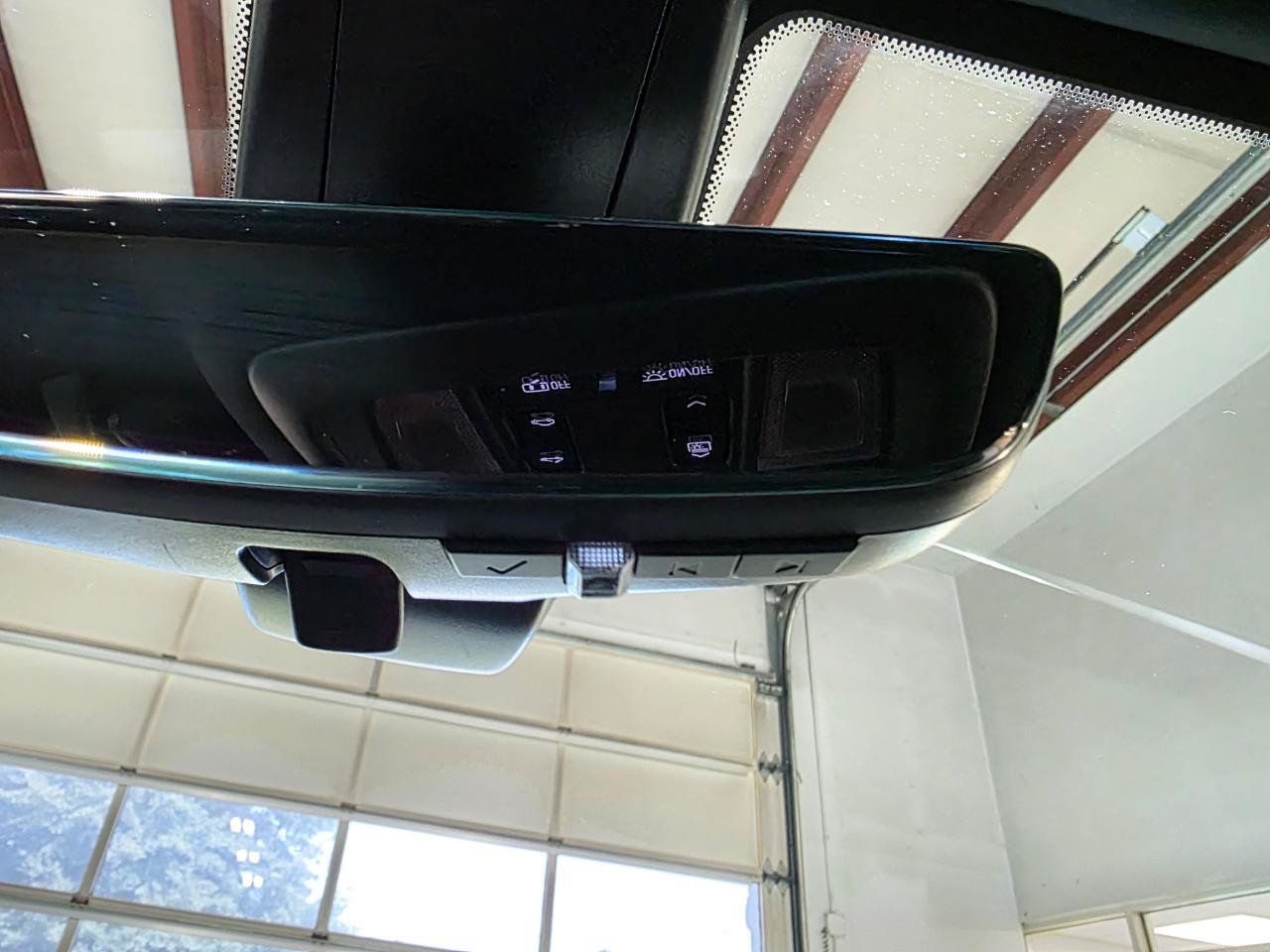 Used 2021 Cadillac XT6 Premium Luxury AWD/4WD image 45