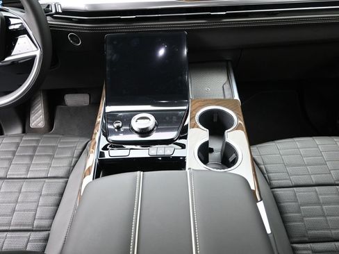 New 2026 Cadillac Escalade Platinum Sport AWD/4WD image 21