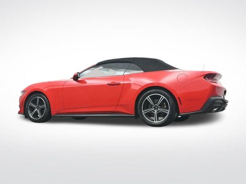 Used 2024 Ford Mustang Convertible image 38