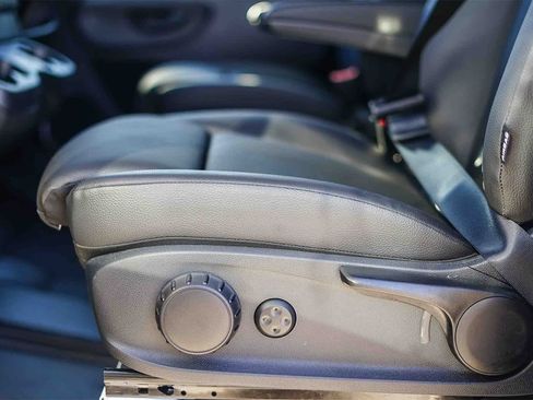 New 2024 Mercedes-Benz eSprinter 170 Cargo image 24