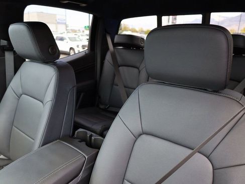 New 2026 GMC Canyon Elevation w/ Convenience Package image 17