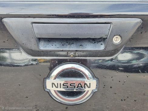 Used 2017 Nissan Titan SV RWD image 33