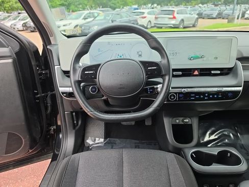 Used 2024 Hyundai Ioniq 5 SEL AWD/4WD image 4